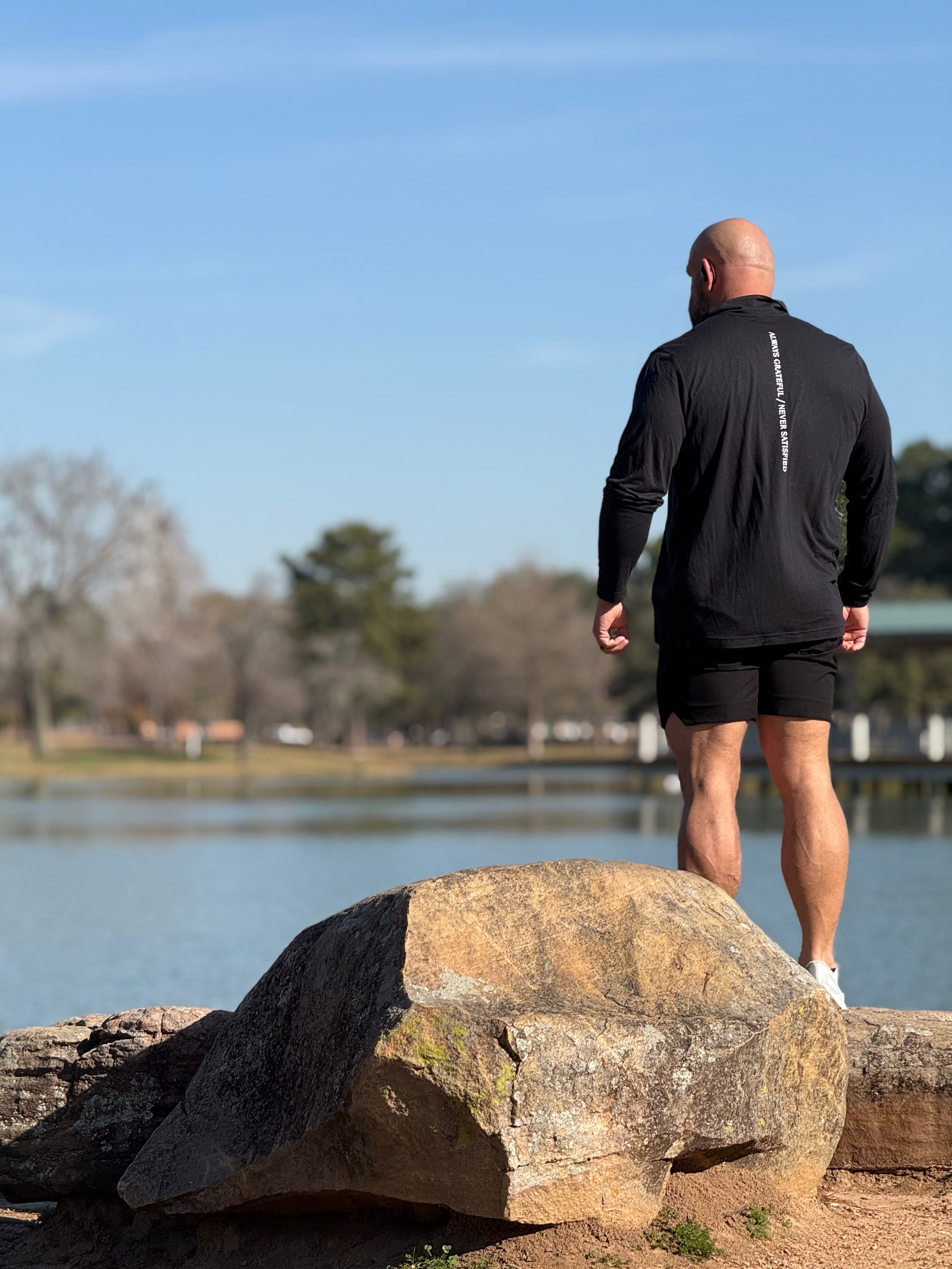 AG/NS The Standard Quarter Zip