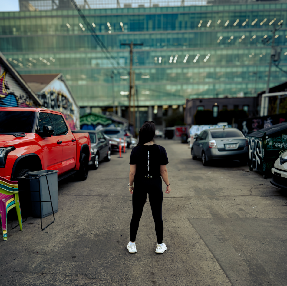 AG/NS THE STANDARD BOXY TEE